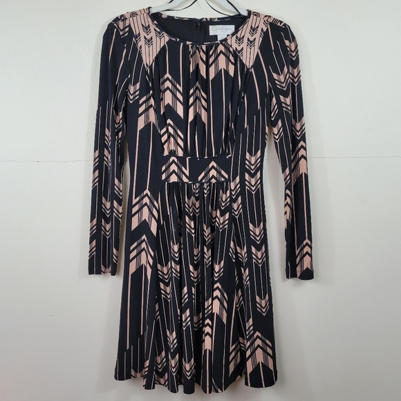 Jessica Simpson Chevron Print Dress Sz 2 - Picture 1 of 16